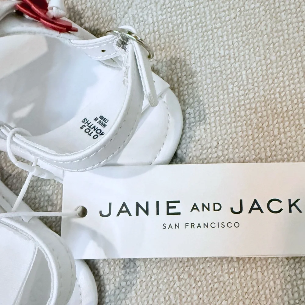 NWT Janie and Jack white/ red infant sandals size 0-3 months